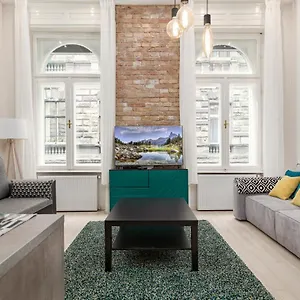 https://judi-apartment-with-a-c.inbudapesthotels.com